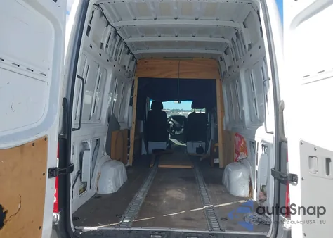 2015 Mercedes-Benz Sprinter 2500 High Roof z USA, uszkodzony, nr VIN WD3PE8DC0FP110561